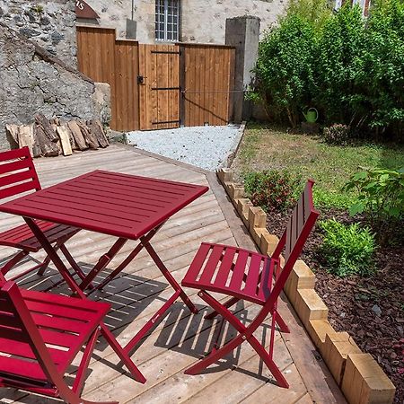 Logis Face A L'Abbatiale Daire Beaulieu-sur-Dordogne Dış mekan fotoğraf